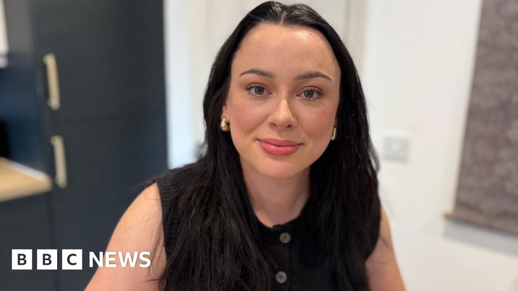 ‘The pain was so agonizing, I walked with a stick’